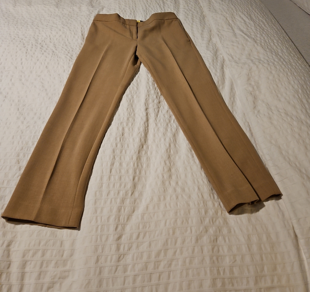 Elegant Tan Women's Cropped Pants